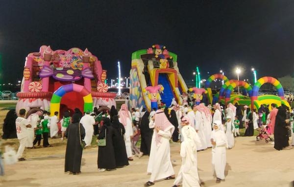 بعروض شعبية وأركان متنوعة.. النعيرية تحتفل باليوم الوطني السعودي 92