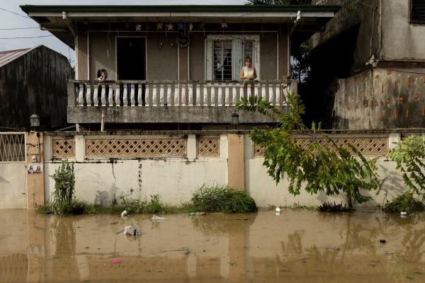 وفاة 5 أشخاص مع وصول إعصار «نورو» إلى الفلبين