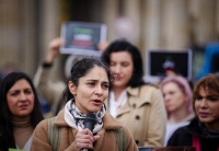 تضامن بالعاصمة الألمانية برلين مع الاحتجاجات الإيرانية على مقتل مهسا (د ب أ)