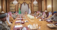عاجل: وزير الدفاع يجتمع مع كبار القادة والمسؤولين في الوزارة