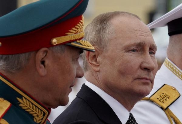 الرئيس الروسي فلاديمير بوتين ووزير الدفاع سيرجي شويغو - رويترز 