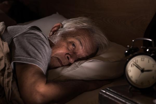 دراسة: النوم الطويل يزيد فرص الإصابة بالخرف