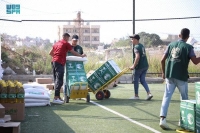 توزيع 505 سلة غذائية للاجئين السوريين والفلسطينيين في لبنان