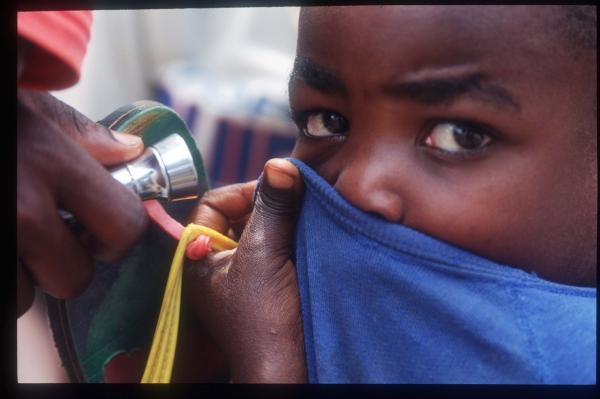 «الصحة العالمية» تكشف تفاصيل تجاربها السريرية للقاحات «إيبولا السودان»