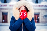 البريطانيون يستعدون لبرد الشتاء بالملابس الثقيلة - مشاع إبداعي