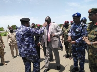 حاكم النيل الأزرق يستقبل وزير الداخلية السودانية بالدمازين عاصمة الإقليم - سونا
