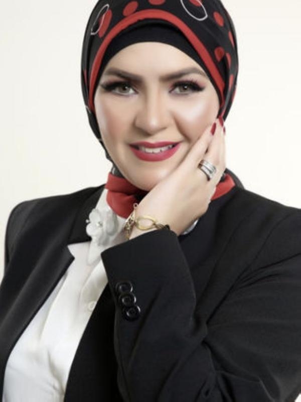 منال عبد اللطيف فضلت الحجاب على التمثيل - مشاع إبداعي