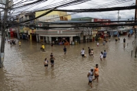 إعلان حالة الكوارث بعد العاصفة «نالجاي» في الفلبين