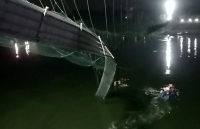 الهند.. ارتفاع ضحايا انهيار جسر معلق إلى 91 شخصًا