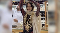 بيلا حديد أثناء زيارة قطر - صورة من حسابها على إنستجرام
