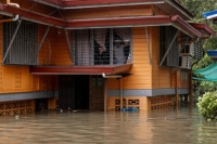 مقتل 101 شخص وفقدان 66 في فيضانات وانهيارات بالفلبين