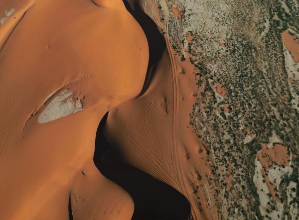 صحراء الربع الخالي التي تمتد على الثلث الجنوبي لشبه الجزيرة العربية - تويتر
