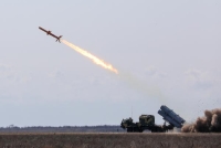وسائل إعلام روسية: صاروخ يهاجم سد كاخوفكا