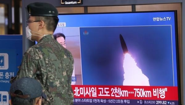 كوريا الشمالية تهدد باتخاذ ردًا حازم على المناورات الأمريكية الكورية الجنوبية
