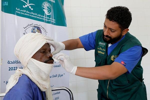 مركز الملك سلمان يعالج 3577 حالة بالنيجر وينتزع 1119 لغمًا في اليمن