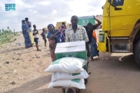 توزيع سلال أغذية بالأقاليم الشمالية الغربية للصومال - واس