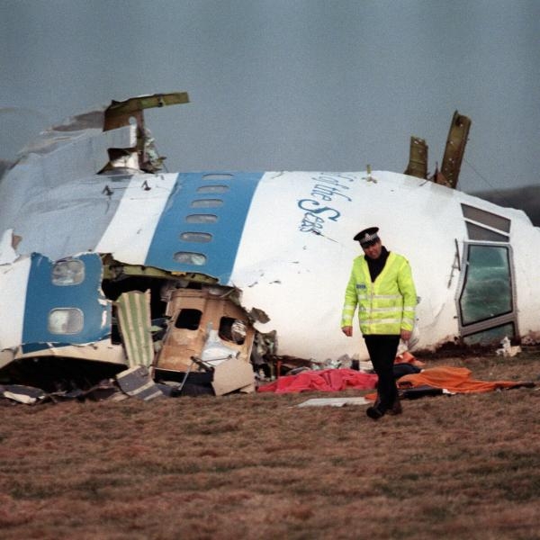 حطام الطائرة الأمريكية التي فجرتها ليبيا أثناء تحليقها في سماء اسكتلندا - أ ف ب