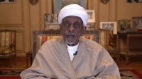 غاب عن السودان 11 عامًا.. زعيم حزب يرفض استقبال ابنه بالمطار
