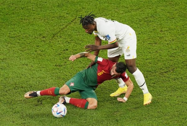 كأس العالم.. منتخب البرتغال ينجو من فخ غانا بثلاثية مثيرة