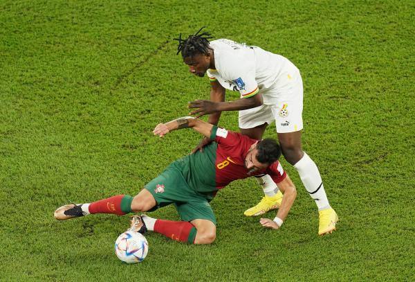 كأس العالم.. منتخب البرتغال ينجو من فخ غانا بثلاثية مثيرة