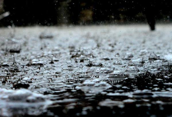 Numerous scientific researches have dealt with the positive effect of rain on human beings - creative commons