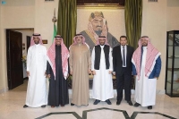 سفير السعودية لدى تونس يلتقي وفدا من القطاعات الحكومية بالمملكة