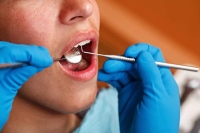إهمال نظافة الأسنان قد يتسبب في الإصابة بعدد من الأمراض الخطيرة - مشاع إبداعي