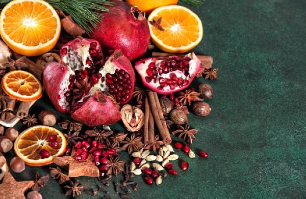 تقي من أمراض القلب والسرطان.. تعرف على فوائد فاكهة الشتاء