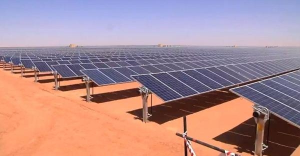 السعودية تنشئ أكبر محطة للطاقة الشمسية في الشرق الأوسط