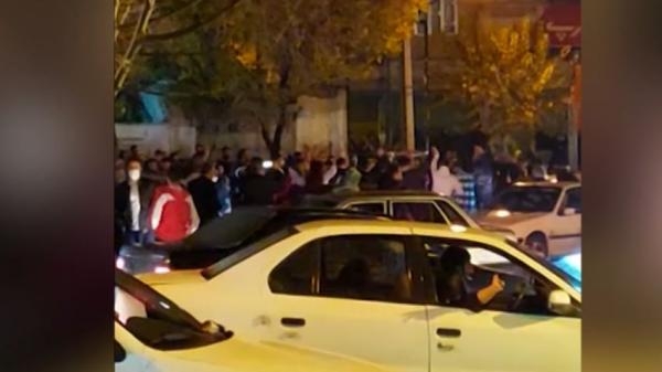 خسارة الإيرانيين في كرة القدم ضربة لنظام الملالي- سي إن إن