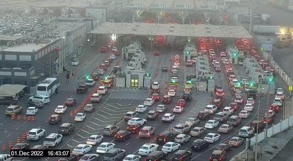 ازدحام وتكدس في جسر الملك فهد للقادمين والمغادرين إلى البحرين