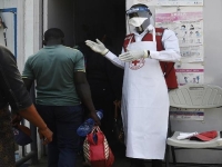 نهاية الوباء.. السماح لآخر مريض إيبولا في أوغندا بمغادرة المستشفى