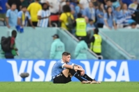 حزن ودموع لاعبي أوروجواي في وداعهم لمونديال قطر 2022