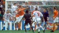 قبل مواجهة أمريكا.. ماذا فعلت هولندا ضد منتخبات الكونكاكاف في كأس العالم؟