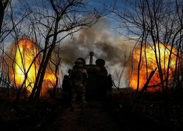 ليتوانيا تُعيد مدفعي هاوتزر إلى أوكرانيا بعد إصلاحهما - رويترز