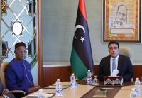 المبعوث الأممي عبد الله باتيلي ورئيس المجلس الرئاسي الليبي محمد المنفي - اليوم