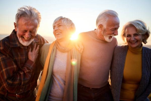 دراسة: الشعور بالتوتر اليومي يقل مع تقدم العمر