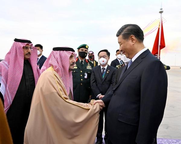 الوفد السعودي في استقبال الرئيس الصيني شي جين بينغ- اليوم
