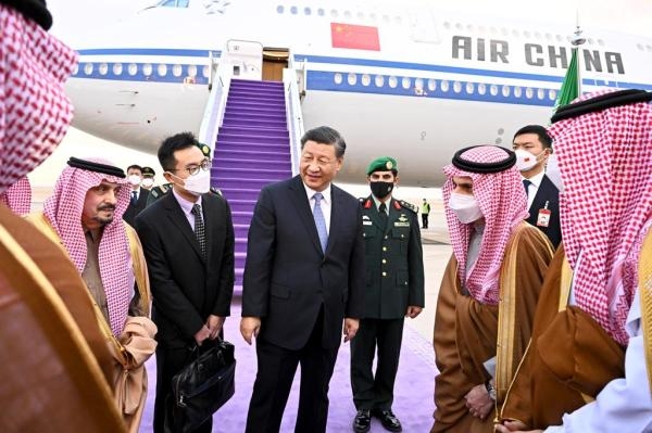 بدعوة من خادم الحرمين الشريفين.. الرئيس الصيني يصل إلى الرياض في زيارة رسمية- اليوم