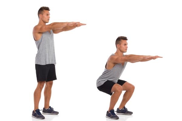 تمرين القرفصاء بوزن الجسم في الحفاظ على توازن العضلات - مشاع إبداعي