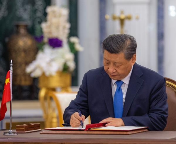  الرئيس الصيني يوقع اتفاقية الشراكة الاستراتيجية الشاملة بين المملكة والصين- اليوم