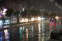 هطول أمطار على الرياض ورفع الحالة إلى تحذير- اليوم
