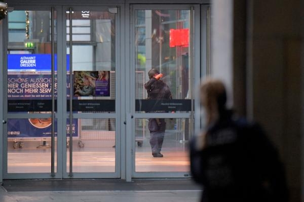 الشرطة الألمانية أخلت مركز التسوق في دريسدن بعد عملية احتجاز رهائن- رويترز