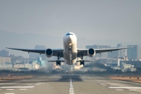 زيادات كبيرة متوقعة على أسعار تذاكر الطيران مع اقتراب العام الجديد