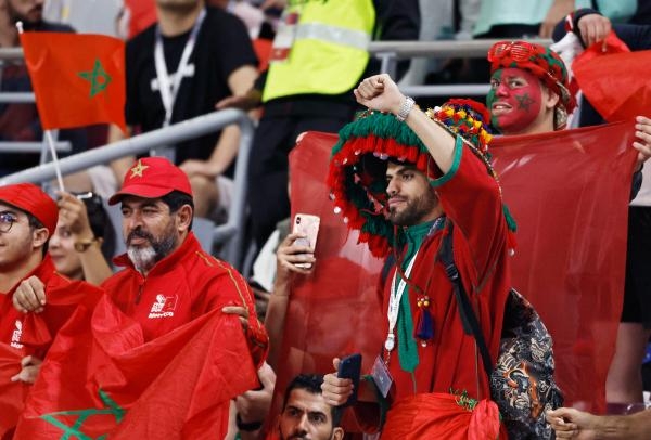مباراة المغرب وكرواتيا.. أجواء جماهيرية رائعة في مدرجات استاد خليفة الدولي