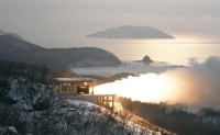 صواريخ كوريا الشمالية.. هل تُشعل الحرب مع "مثلث الرعب"؟