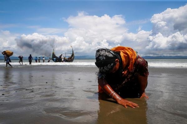 إنقاذ أكثر من 100 لاجئ من الروهينجا في مياه سريلانكا