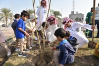 القطيف.. توزيع 13 ألف شجرة و133 مبادرة لزيادة المسطحات الخضراء