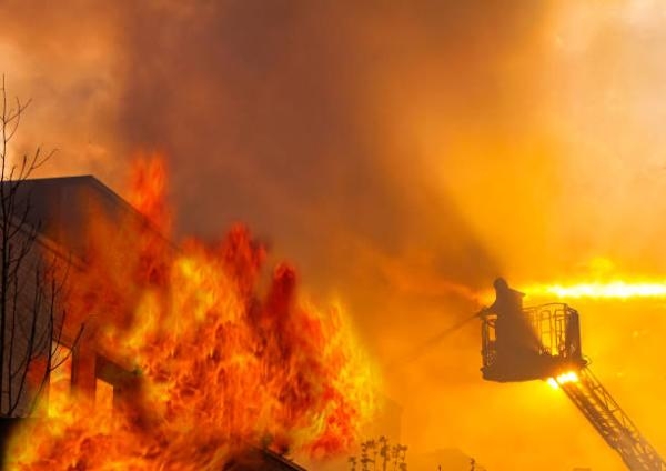الدفاع المدني: مصرع شخصين في حريق بمحافظة ضرماء