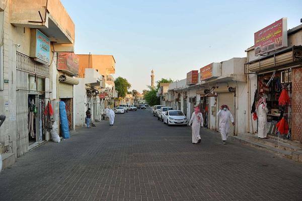سوق الطواحين يشتهر ببيع السجاد المزركش- وكالة الأنباء السعودية